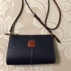 Pebble Grain Small Janine Crossbody - Midnight Blu